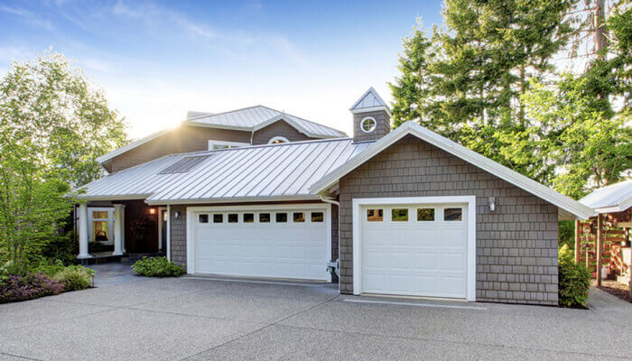 We install reliable garage door openers that utilize the latest technology to keep you and your home safer while giving you the convenience you need to operate your garage door with ease.